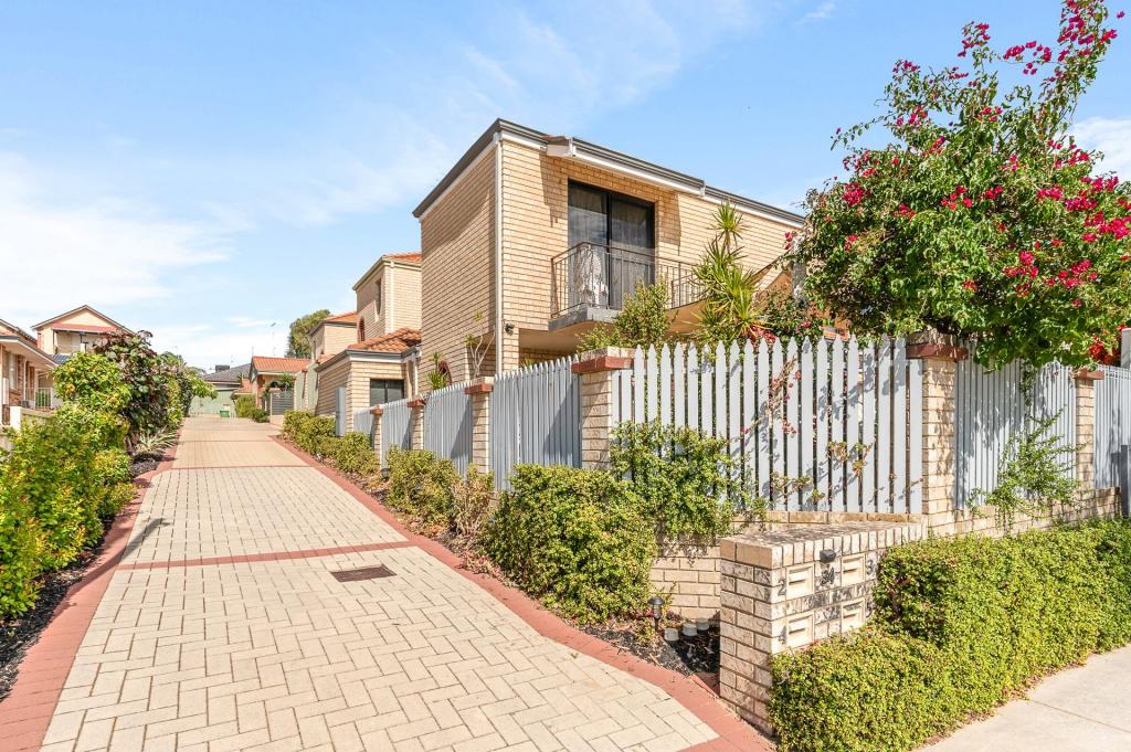 4/34 Foss St, Bicton, WA 6157