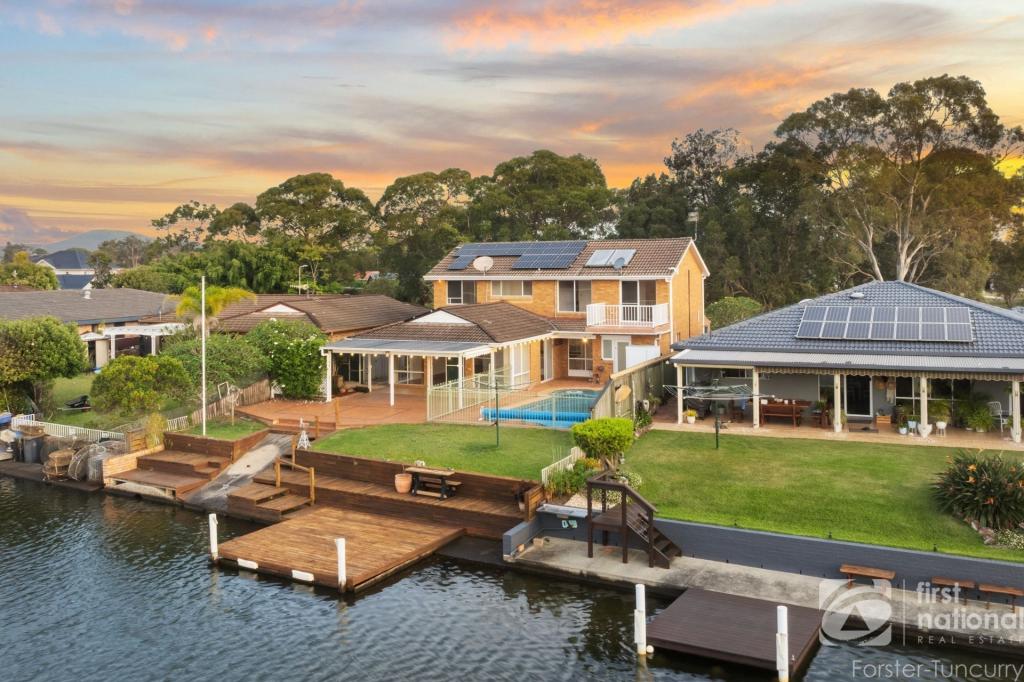 7 Friendship Key, Forster, NSW 2428