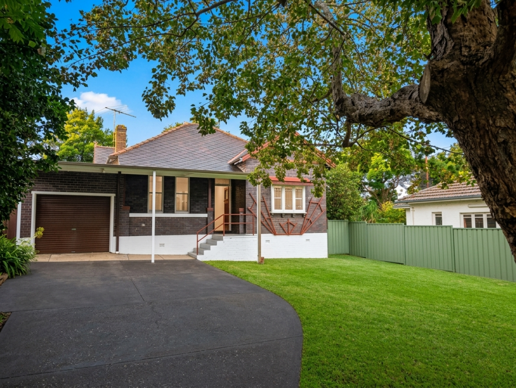 25 Citrus Ave, Hornsby, NSW 2077