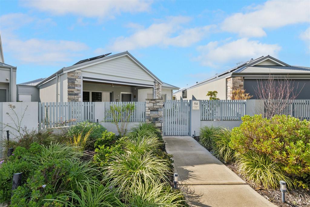 54 CLUBHOUSE LANE, GNANGARA, WA 6077