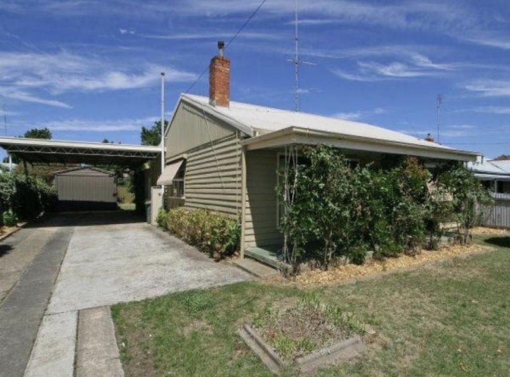 13 Cuthberts Rd, Alfredton, VIC 3350