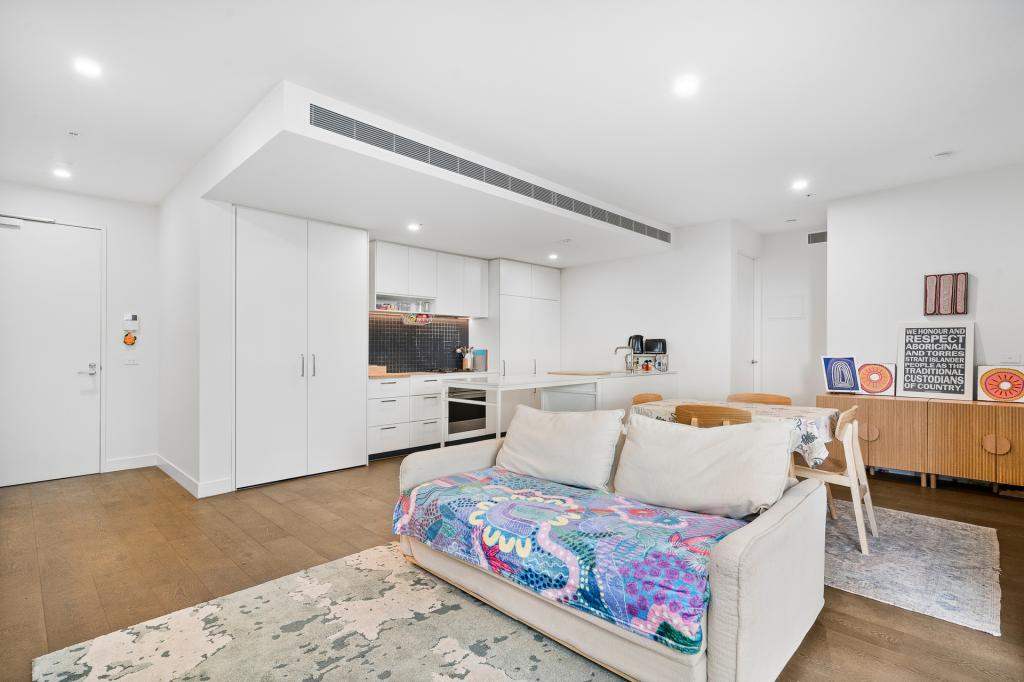 204/127 NICHOLSON ST, BRUNSWICK EAST, VIC 3057
