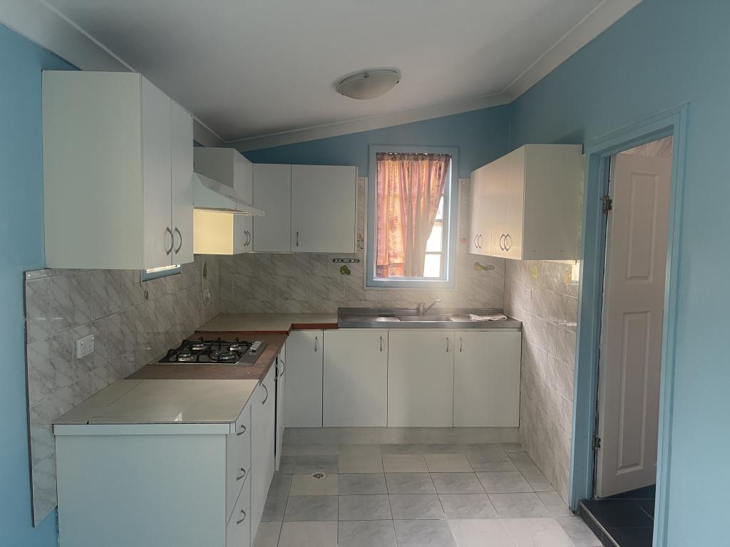 17 Fifth Ave, Canley Vale, NSW 2166