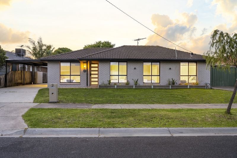 2 MOORILLAH ST, HOPPERS CROSSING, VIC 3029