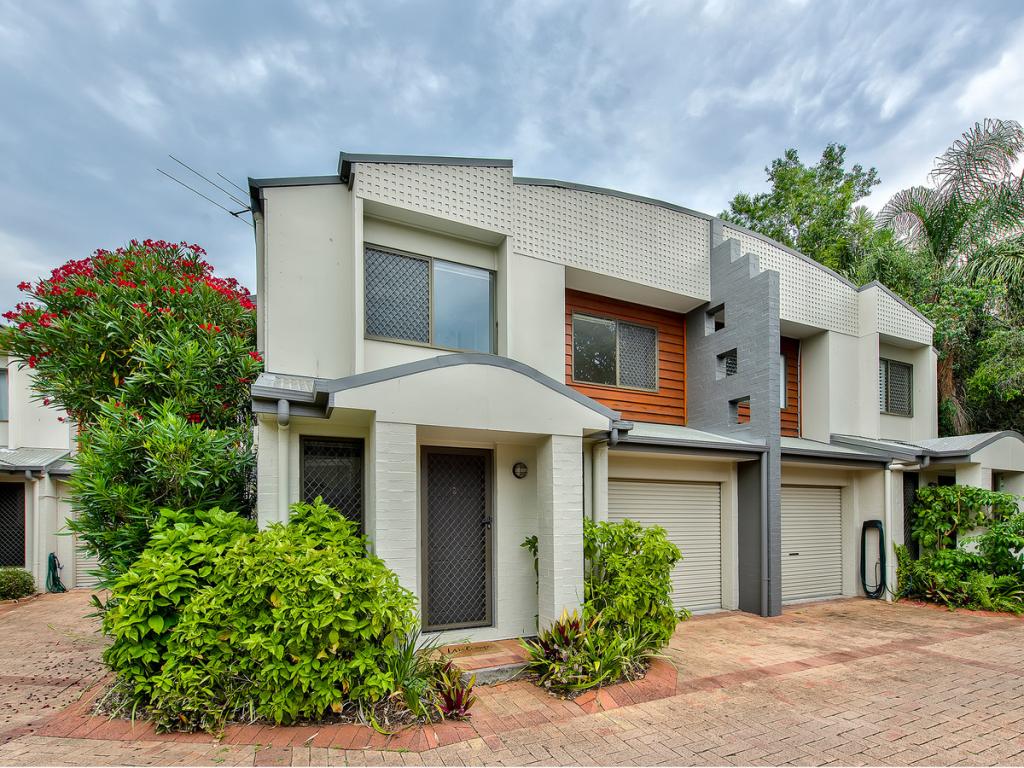 2/34 Parker St, Newmarket, QLD 4051