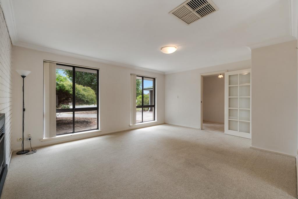 3 Orberry Pl, Thornlie, WA 6108