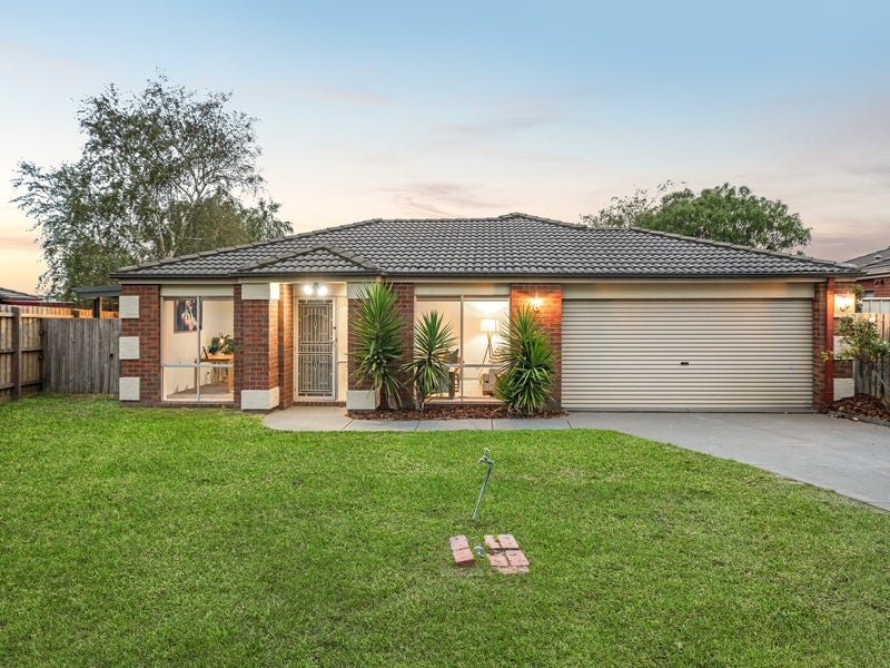 5 Dorchester Dr, Narre Warren South, VIC 3805