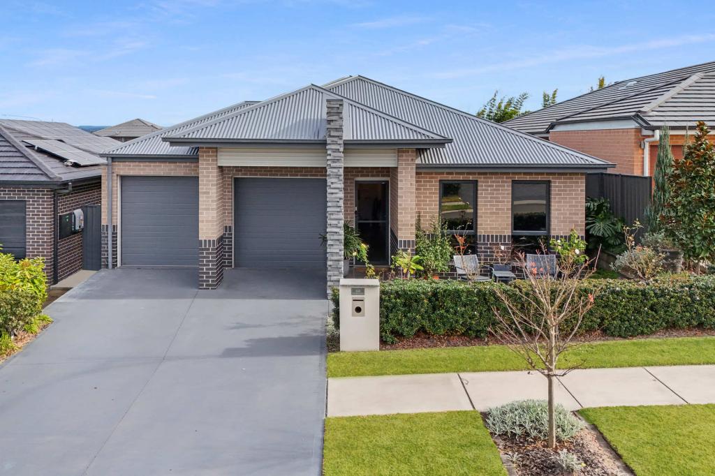 66 Waterglass St, Spring Farm, NSW 2570