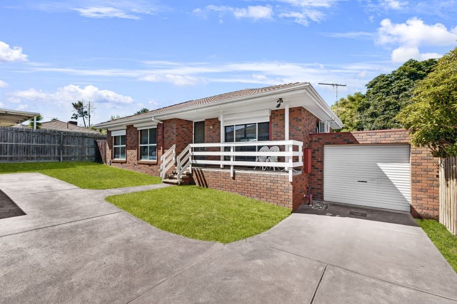 2/7 Arthur Phillip Dr, Endeavour Hills, VIC 3802