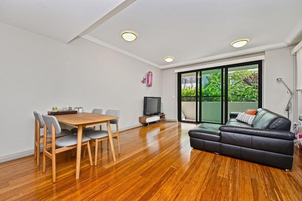 9/21 Angas St, Meadowbank, NSW 2114