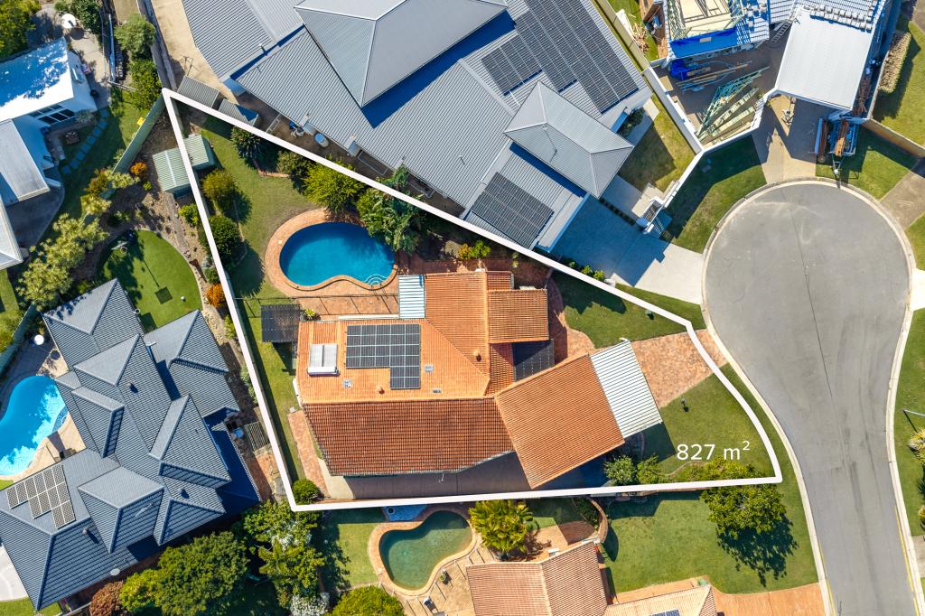 6 Tari Ct, Runaway Bay, QLD 4216