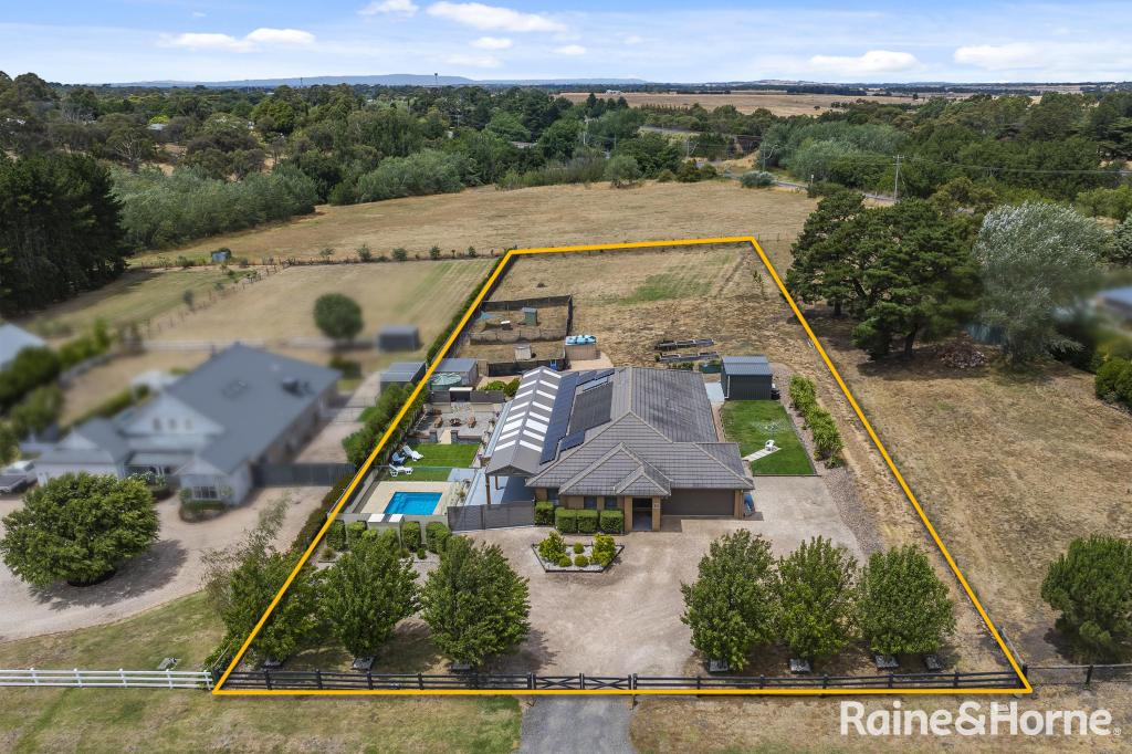 10 RIVERGUM RD, RIDDELLS CREEK, VIC 3431