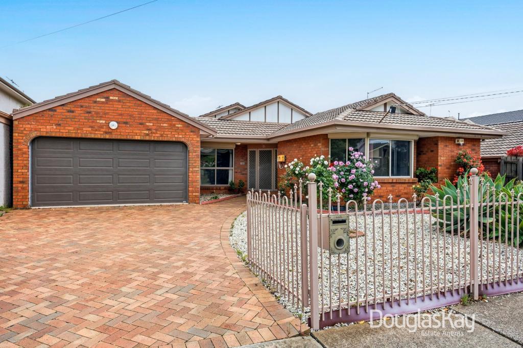 9 Robinsons Rd, Burnside, VIC 3023