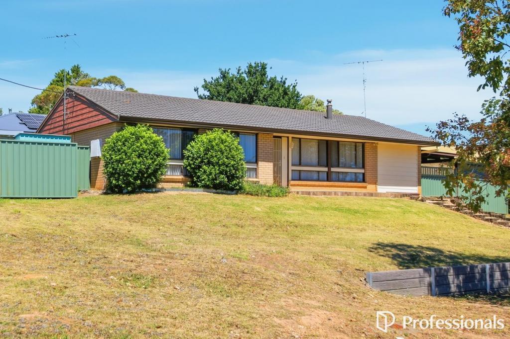 5 Timothy Lacey Lane, The Oaks, NSW 2570