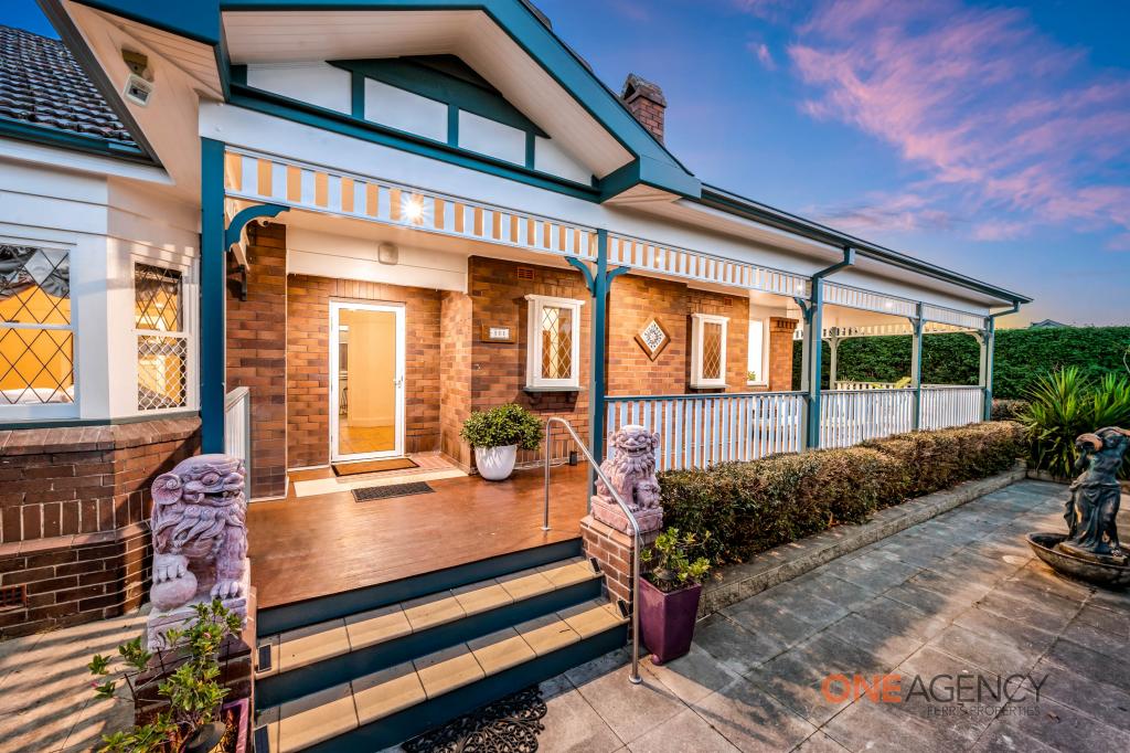 111 Gordon Ave, Hamilton South, NSW 2303