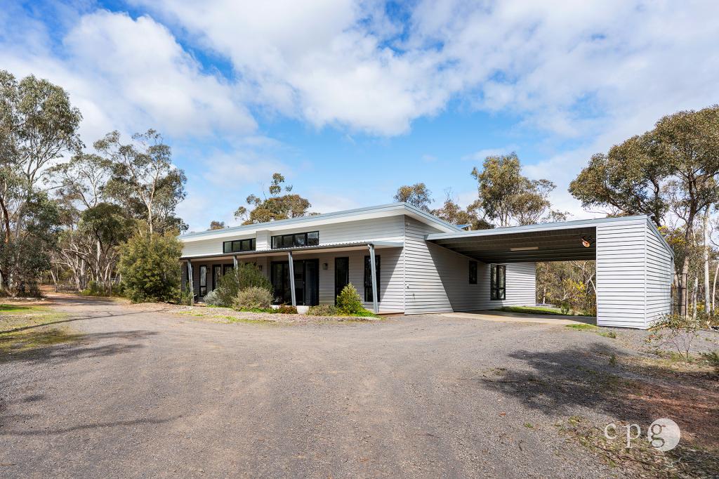 378 Sandy Creek Rd, Maldon, VIC 3463