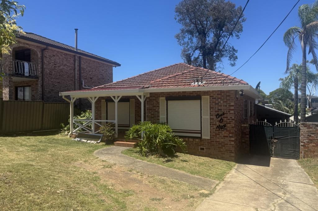109 CUMBERLAND RD, GREYSTANES, NSW 2145