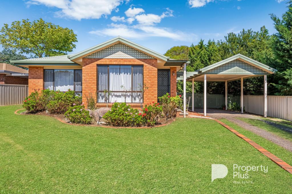 1 Lockwood Mews, Kangaroo Flat, VIC 3555