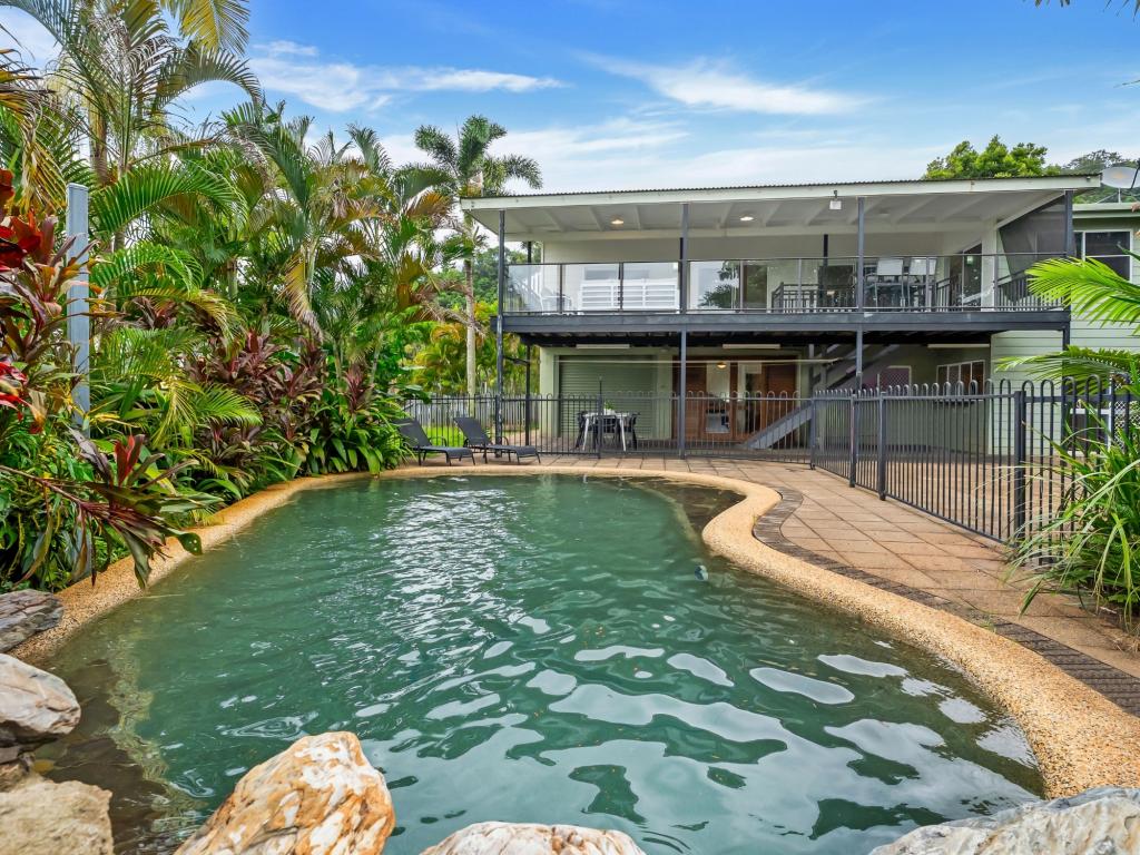 230 Toogood Rd, Bayview Heights, QLD 4868