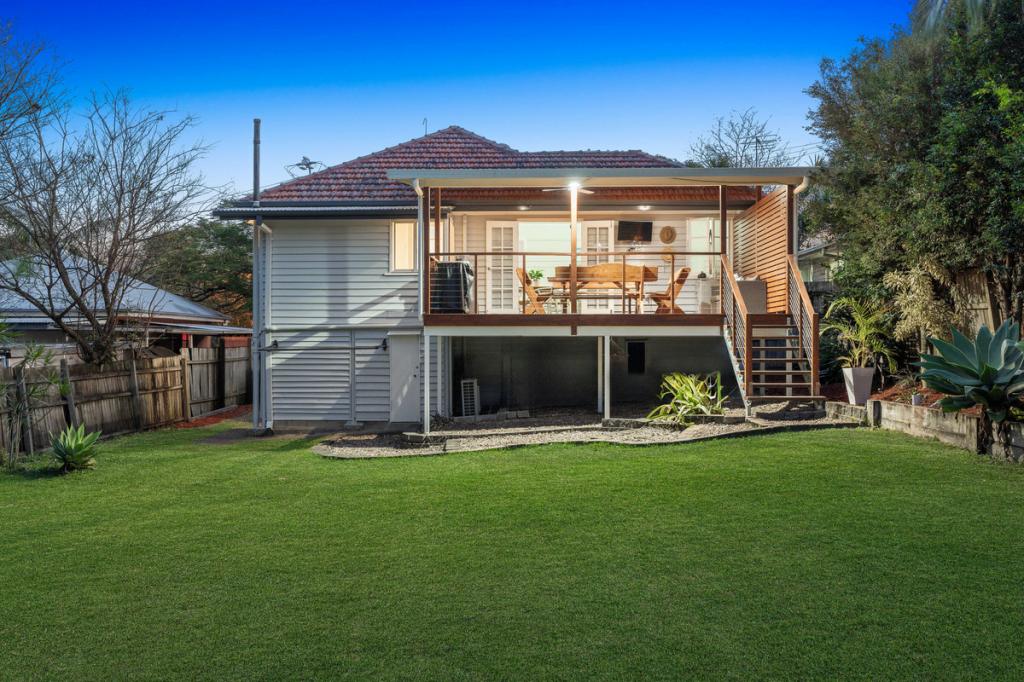 248 Whites Rd, Lota, QLD 4179