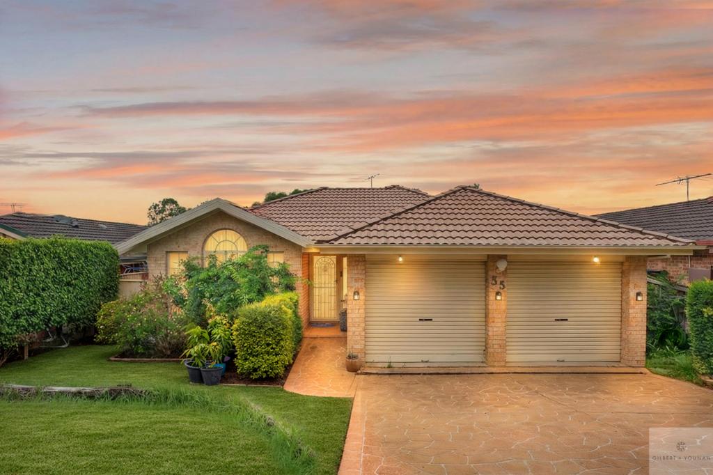 35 Chain-O-Ponds Cct, Mount Annan, NSW 2567