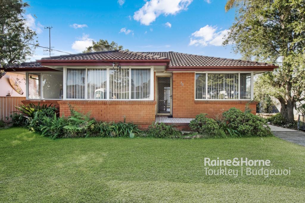 38 Crossingham St, Canton Beach, NSW 2263