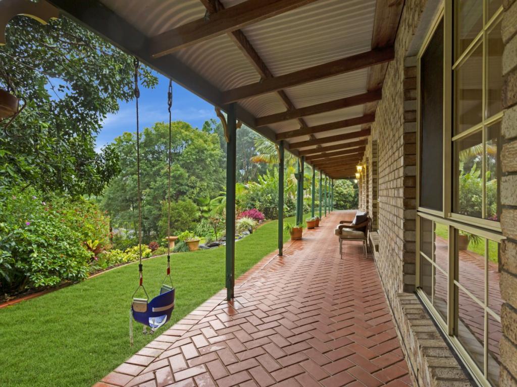 33 Sunray Dr, Bonogin, QLD 4213