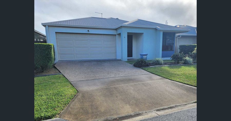 11 PEPPERTREE CRES, ANDERGROVE, QLD 4740