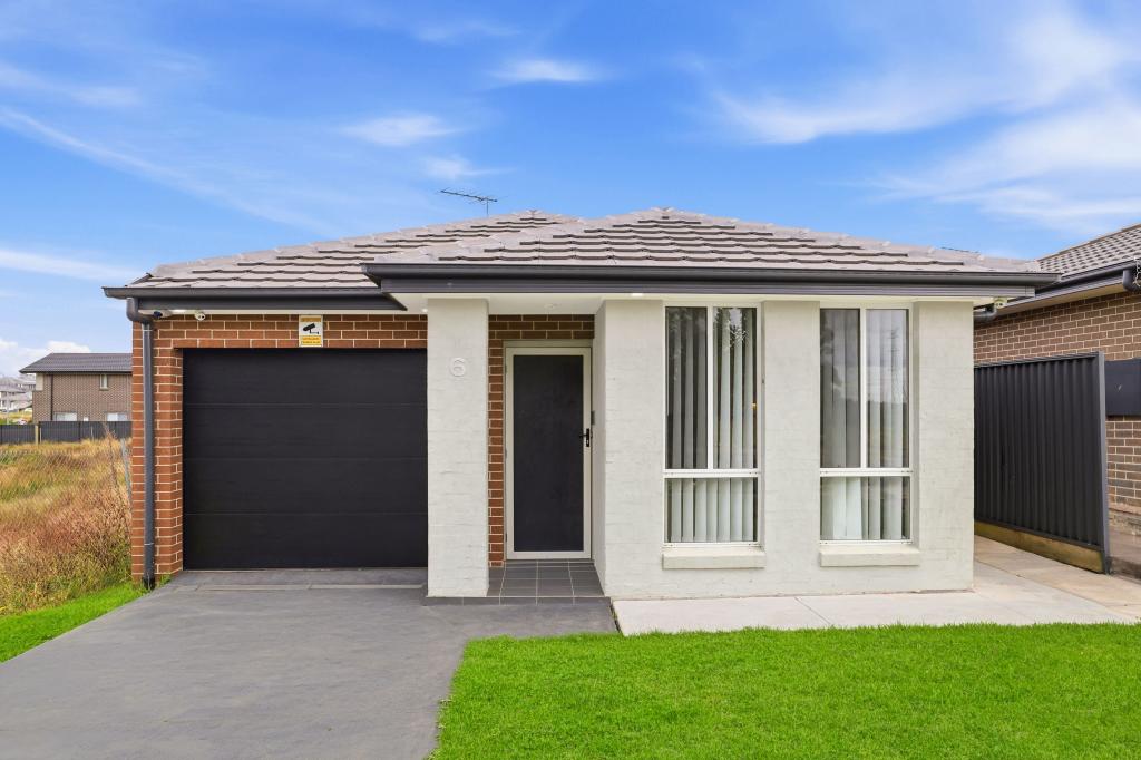 6 LAPWING ST, AUSTRAL, NSW 2179
