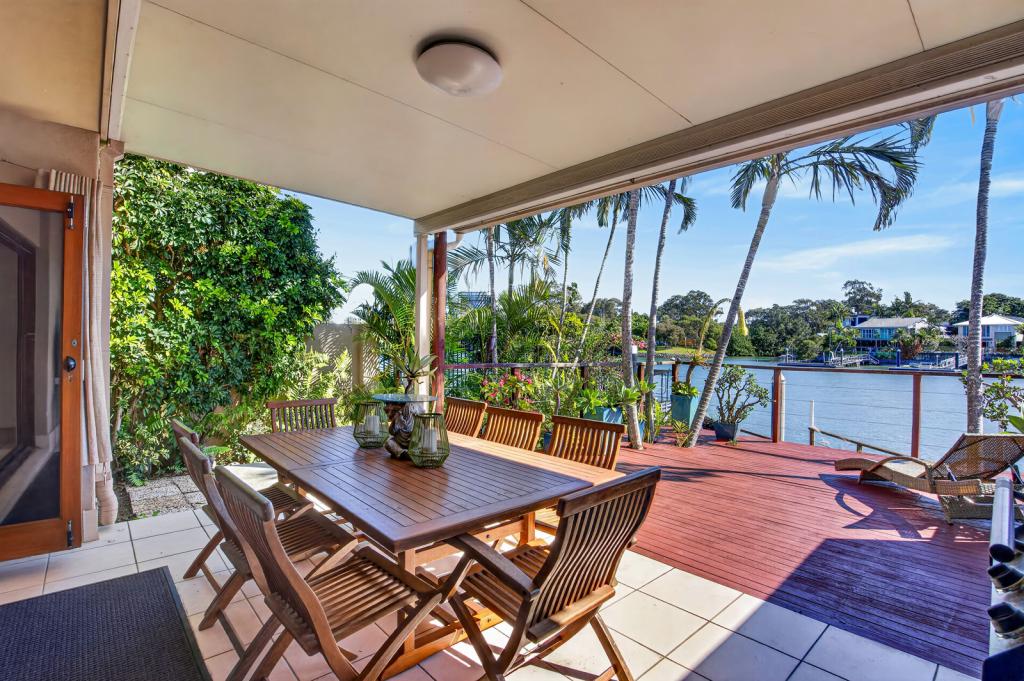 2/177 Stanhill Dr, Surfers Paradise, QLD 4217