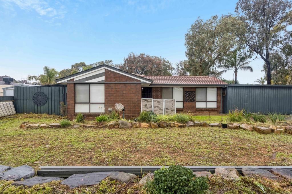 11 Norsworthy Ave, Salisbury North, SA 5108