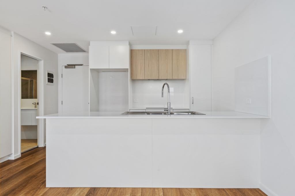 G04/220 JOHN GORTON DR, COOMBS, ACT 2611