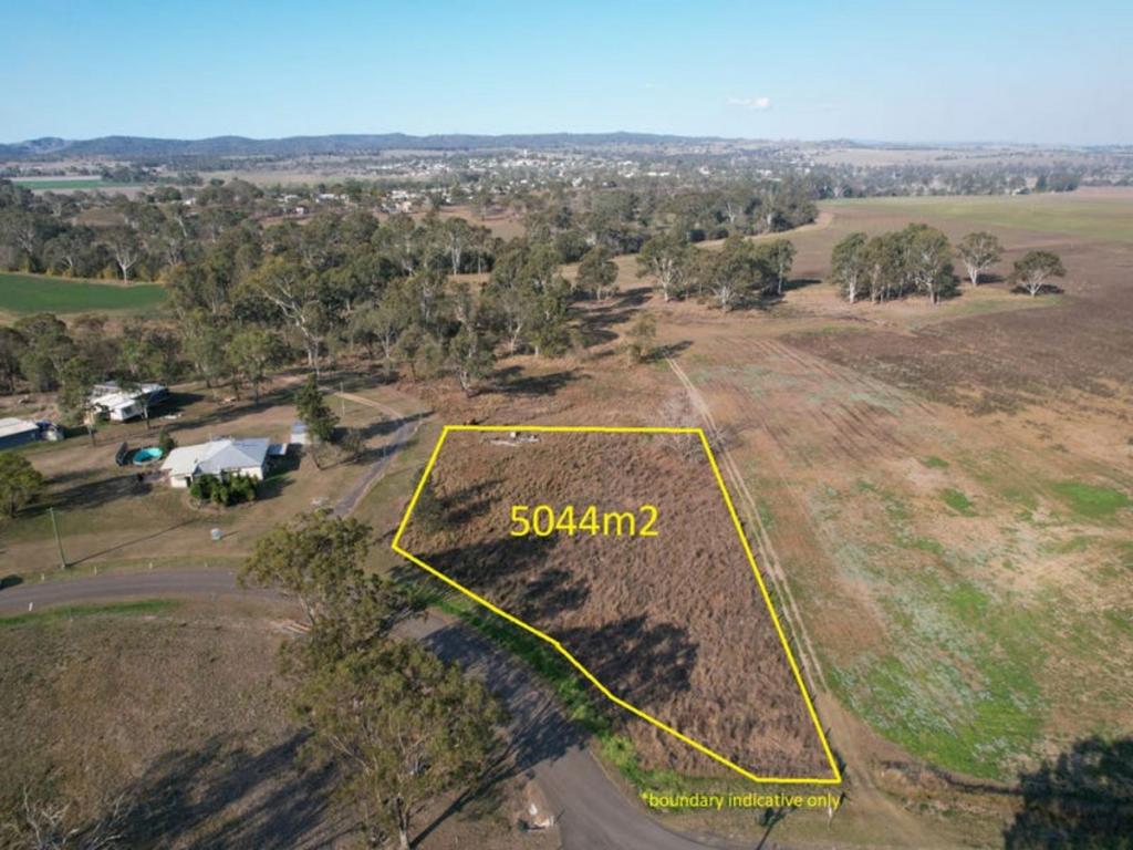 2 Long Dr, Monto, QLD 4630