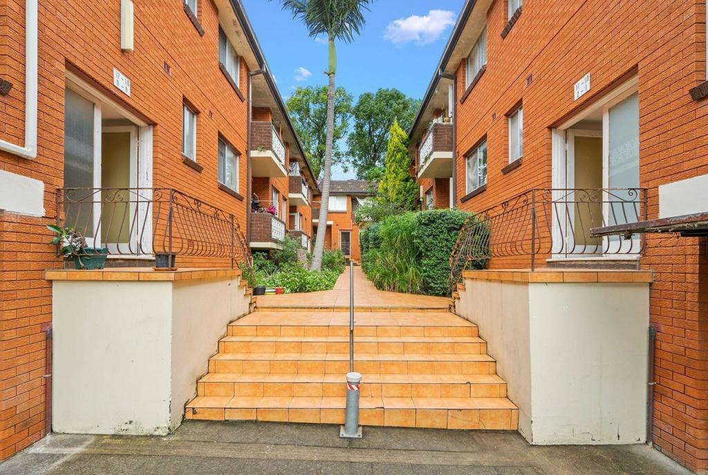 11/10 Melrose Ave, Wiley Park, NSW 2195