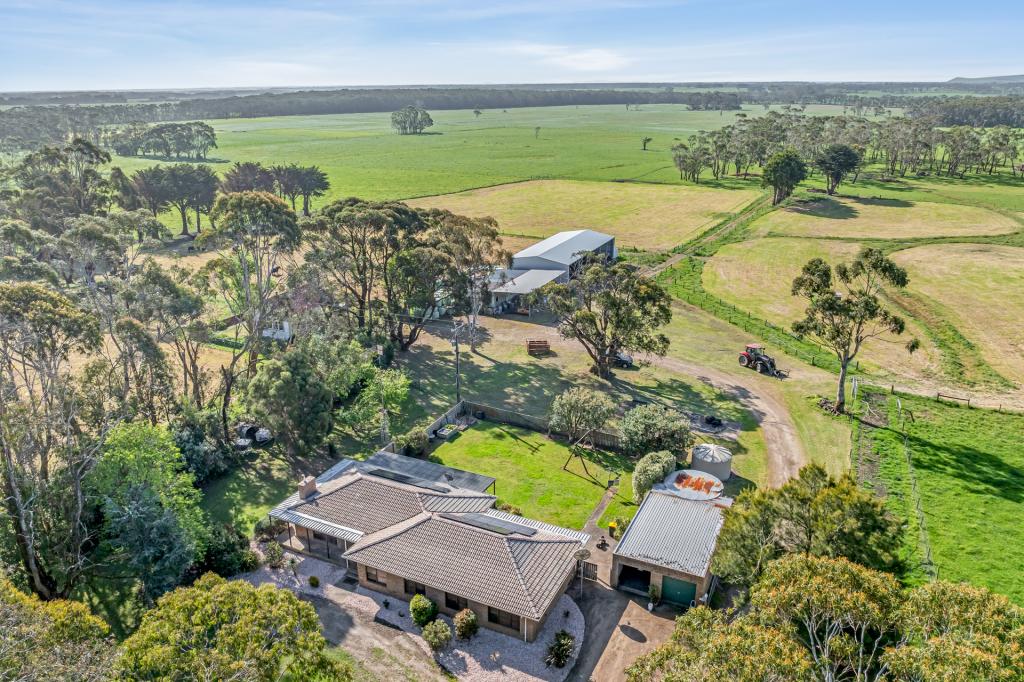 3438 Cobden-Warrnambool Rd, Naringal, VIC 3277