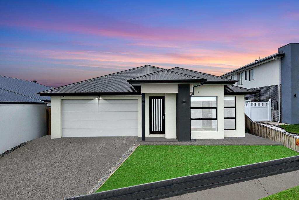 34 RUBRUM RD, SUNBURY, VIC 3429
