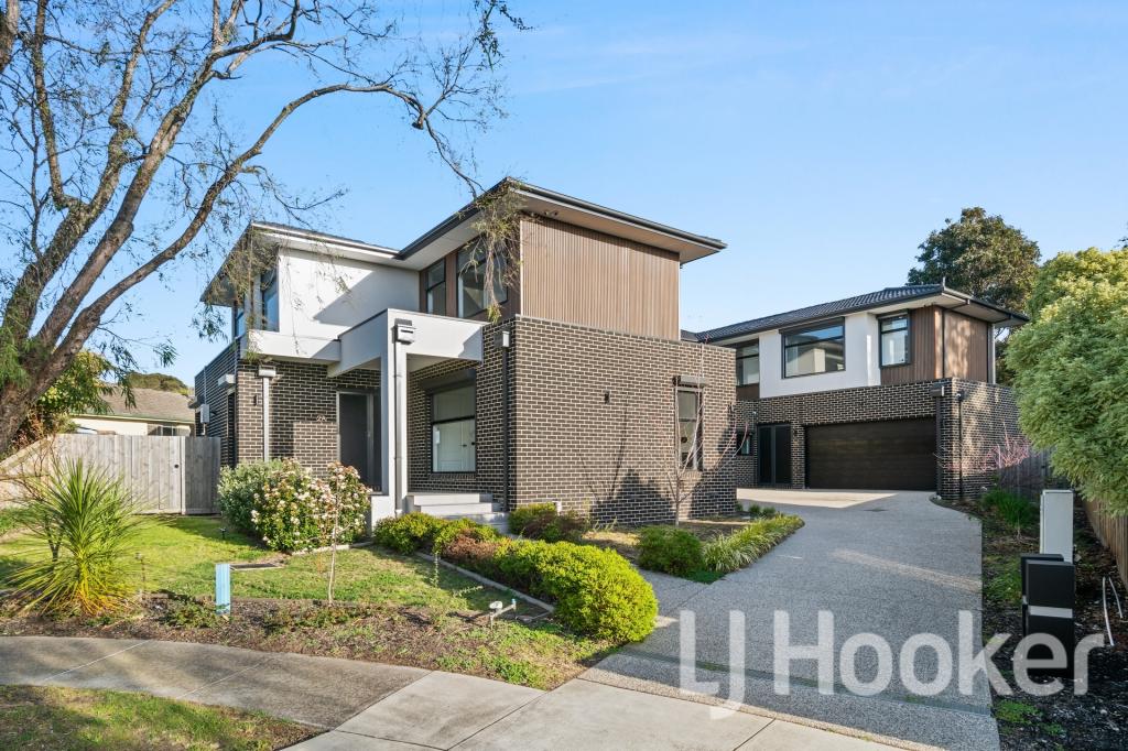 2 PEKINA PL, WHEELERS HILL, VIC 3150