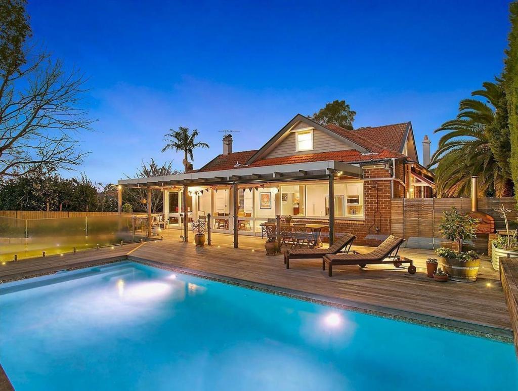 12 Bobbin Head Rd, Pymble, NSW 2073