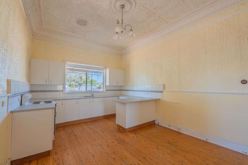 15 Wootten St, West Wyalong, NSW 2671