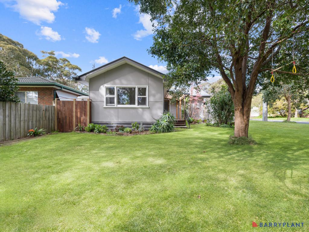 14 INVERLOCH PDE, INVERLOCH, VIC 3996