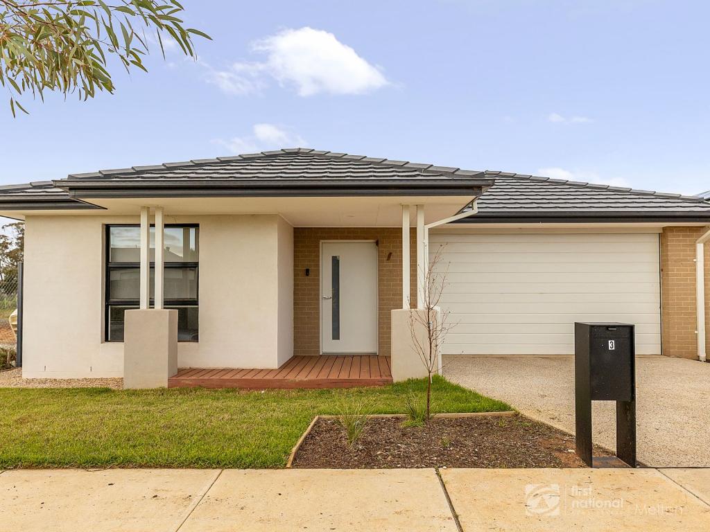 3 Cobungra Rd, Weir Views, VIC 3338