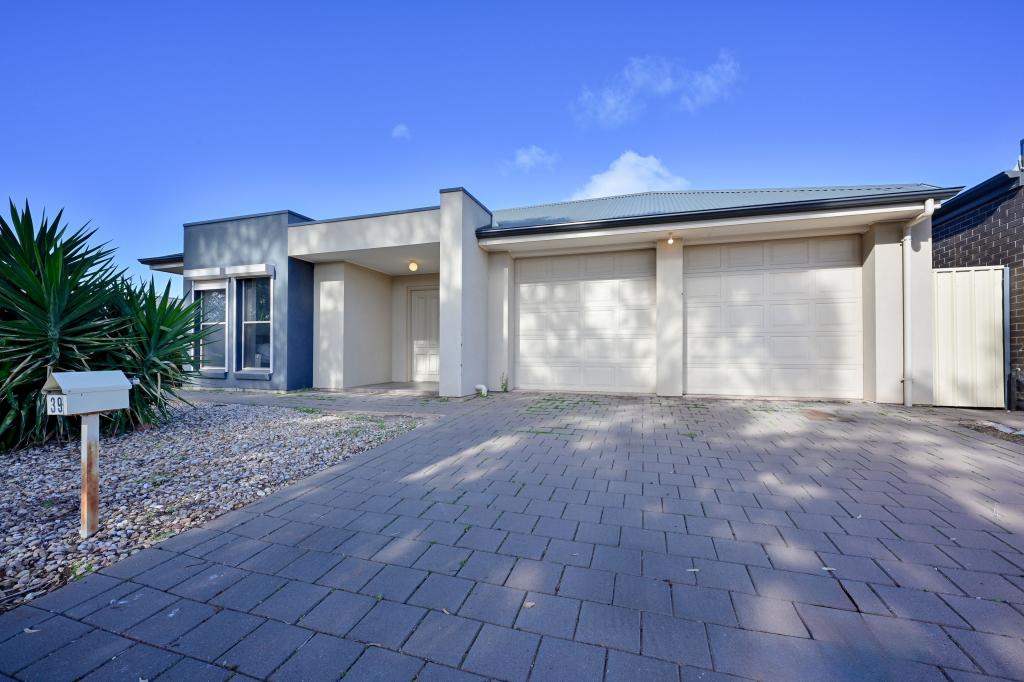 39 Phillips St, Whyalla Stuart, SA 5608