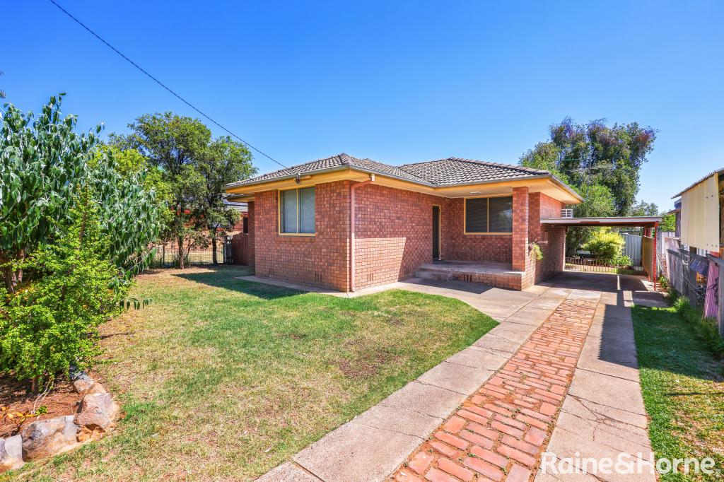 10 Campbell St, South Tamworth, NSW 2340