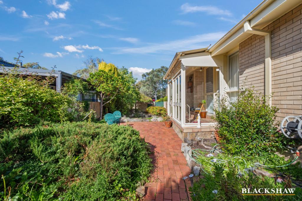 8 Parry Pl, Farrer, ACT 2607