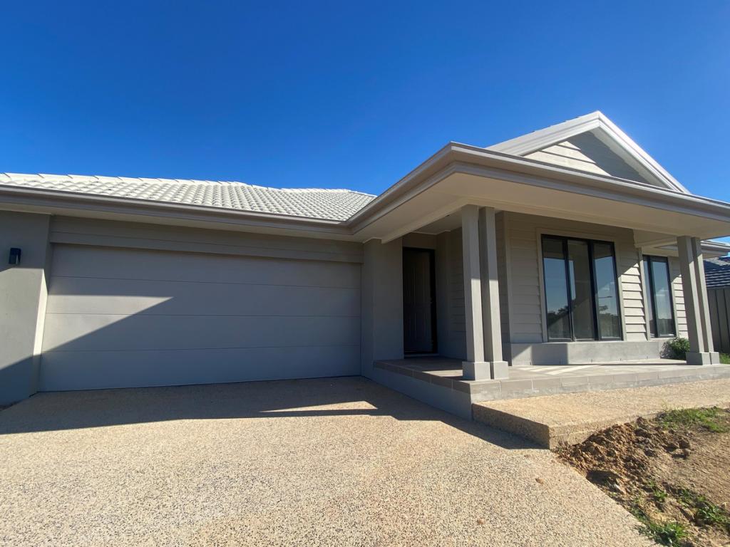 6 Natasha Dr, Warwick, QLD 4370