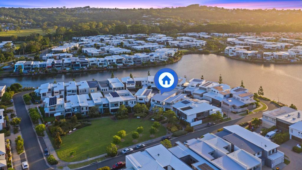 16 COBBOLD LANE, MAROOCHYDORE, QLD 4558