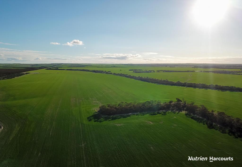 . Possum Hill & Len'S Blk, Mindarabin, WA 6336