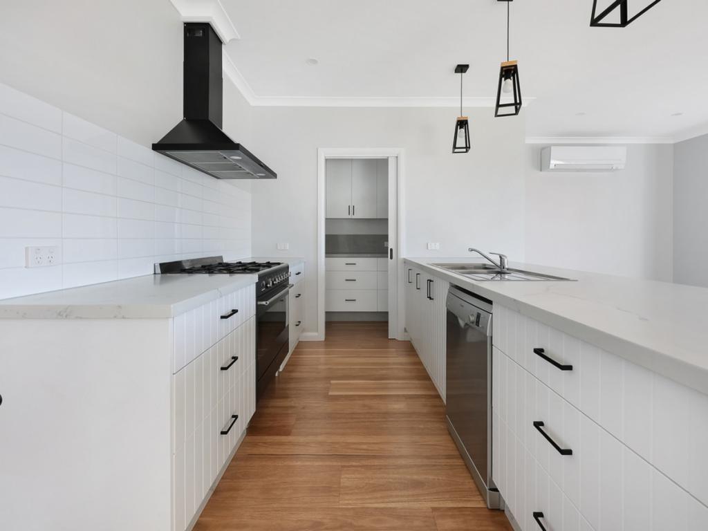 200 Coghlans Rd, Warrnambool, VIC 3280