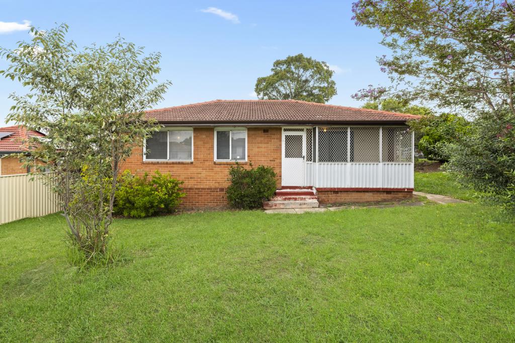 72 Bobin Rd, Sadleir, NSW 2168