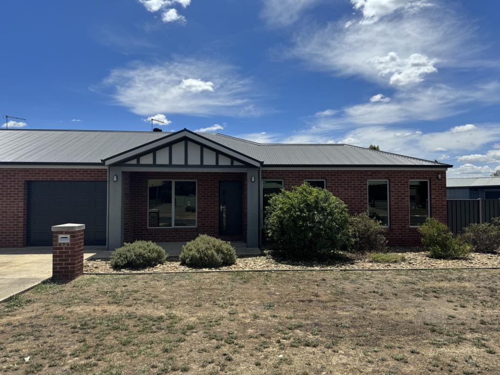 64 Holyrood St, Maryborough, VIC 3465